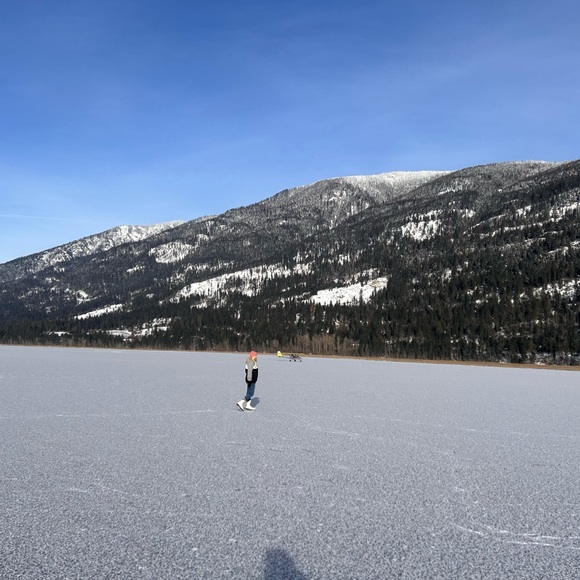 Sundays best crop top - Picture 2 of 2